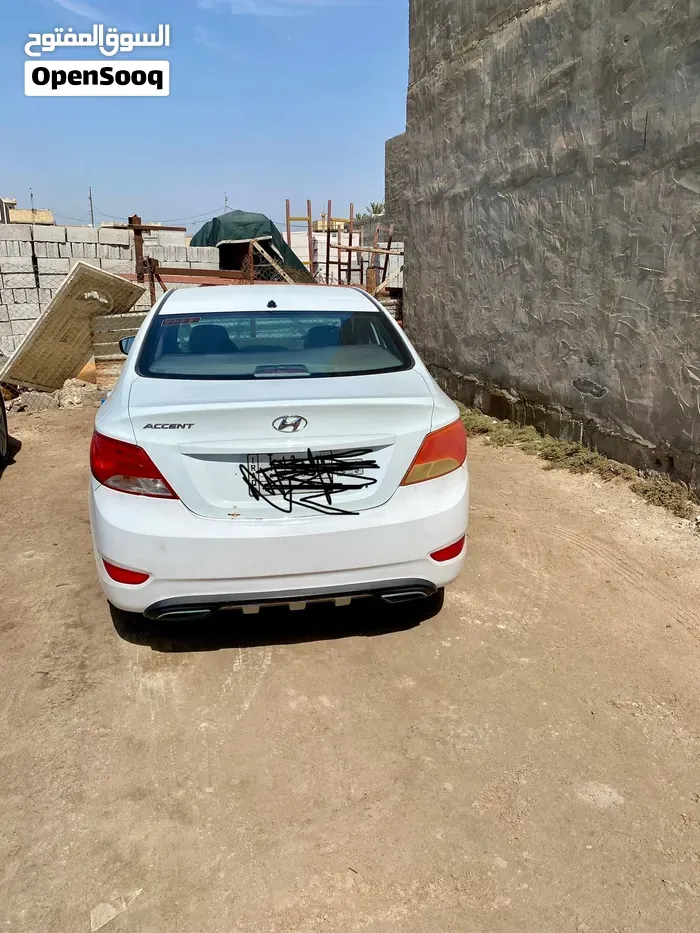 Hyundai Accent 2016 photo 3