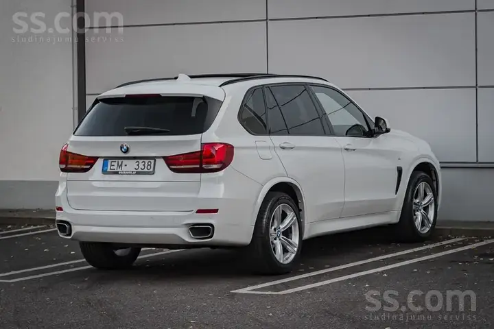 BMW X5 2015 photo 4