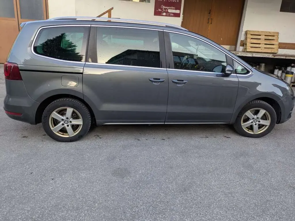 Seat Alhambra 2015 photo 3