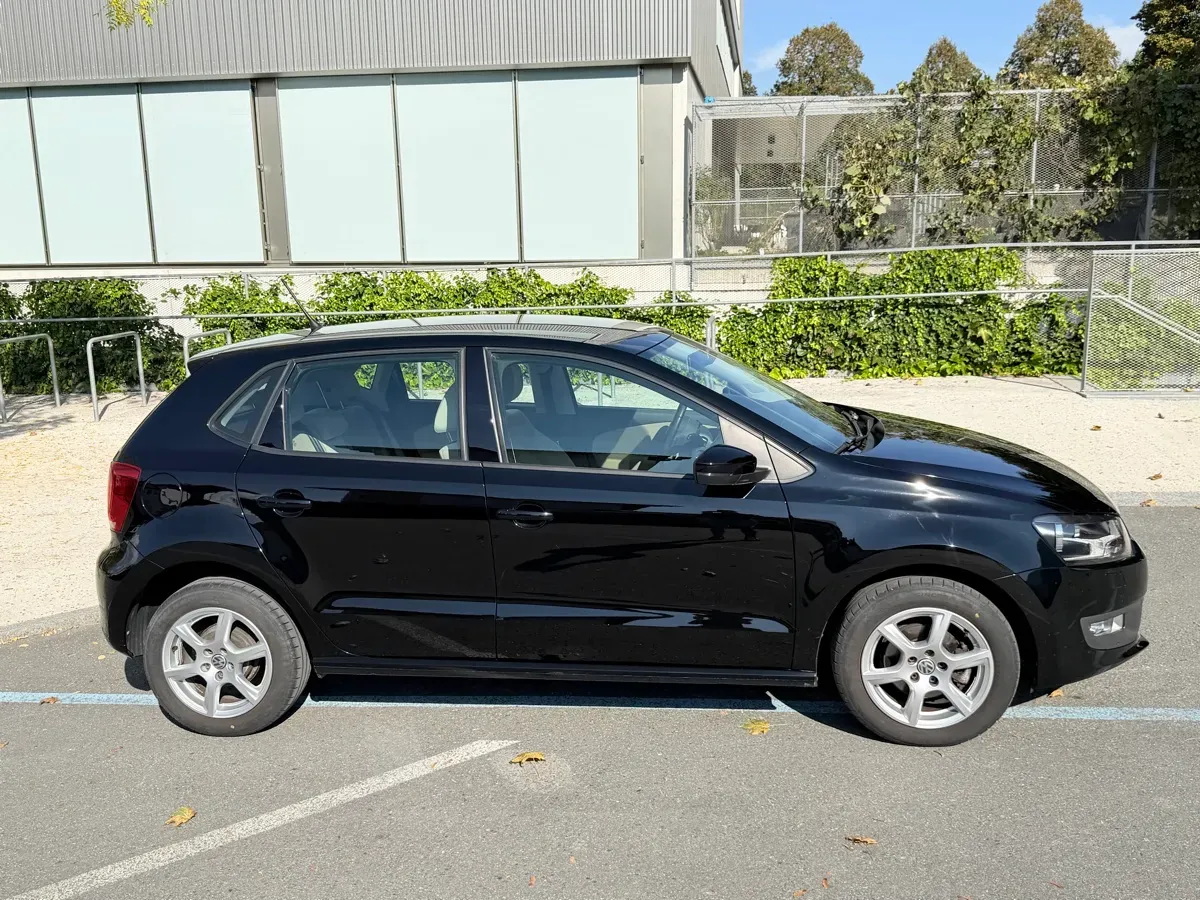 Volkswagen Polo 2013 photo 3