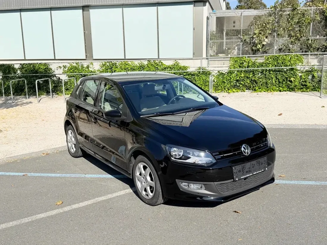 Volkswagen Polo 2013 photo 2