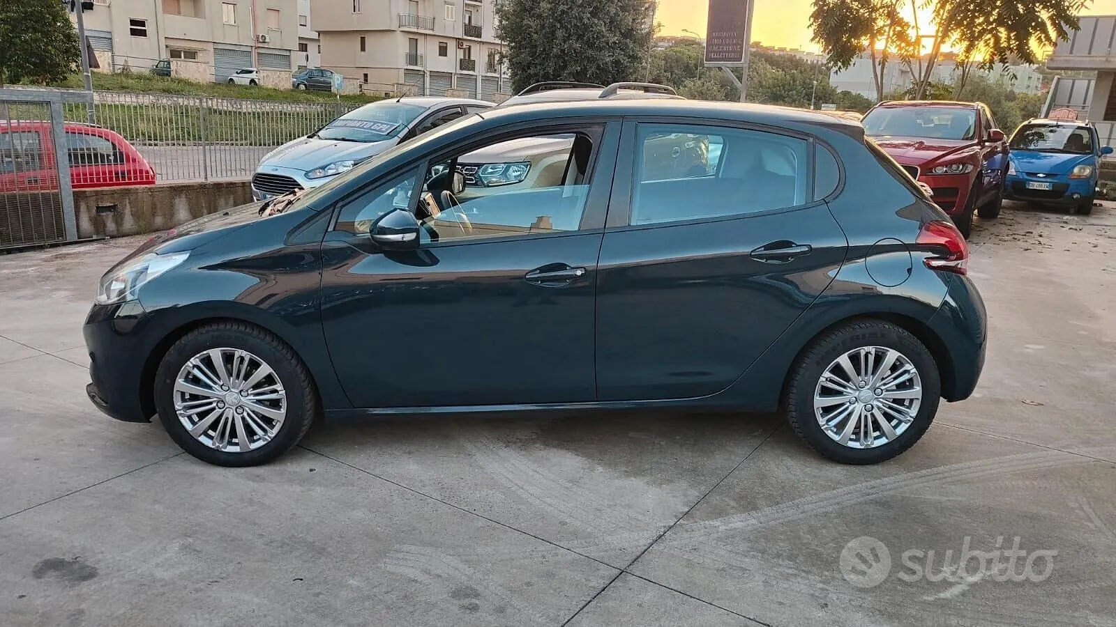 Peugeot 208 2018 photo 2