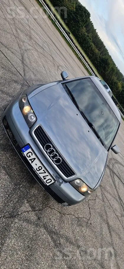 Audi A4 1995 photo 2