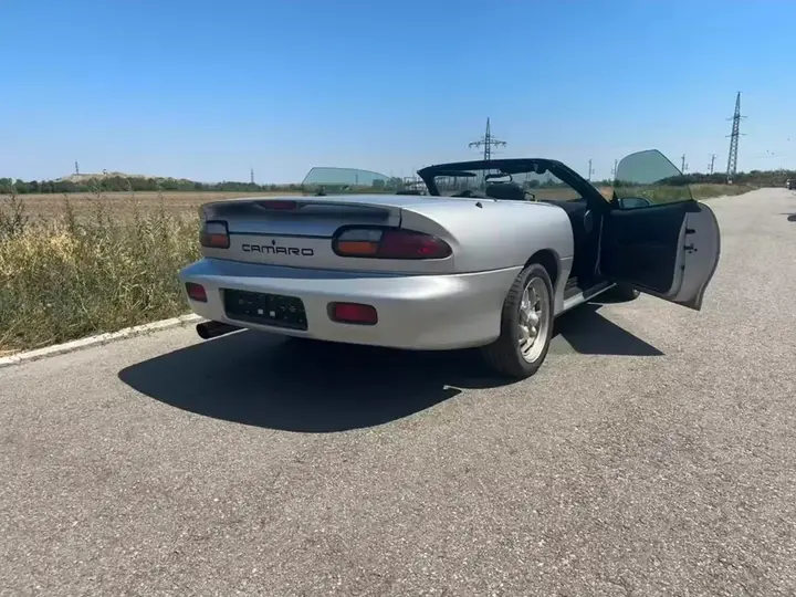 Chevrolet Camaro 2000 photo 3
