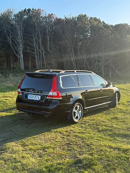 Volvo V70 2015 photo 3