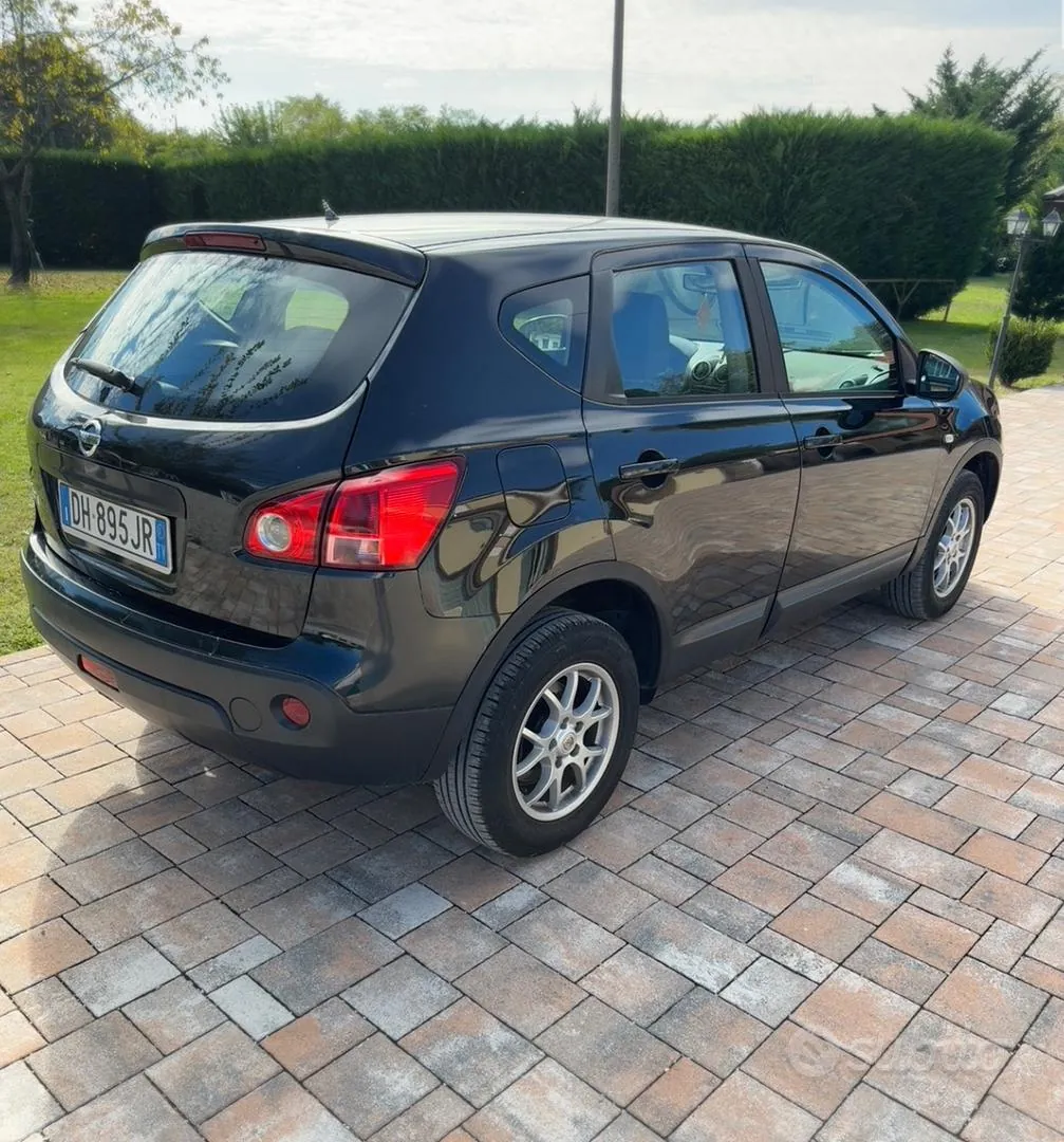Nissan Qashqai 2007 photo 2