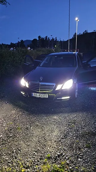 Mercedes-Benz E220 D