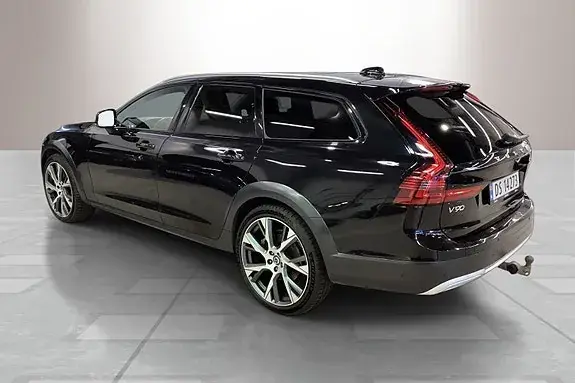 Volvo V90 Cross Country 2022 photo 5