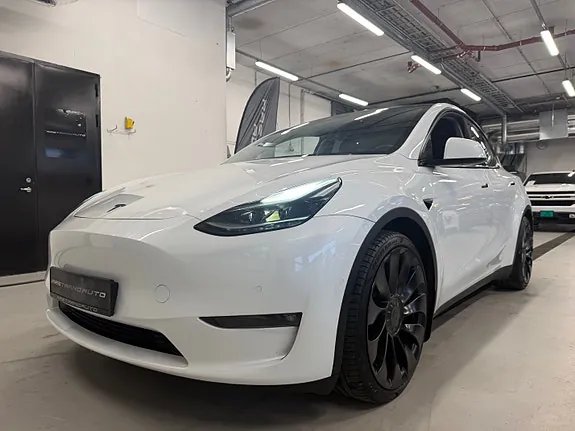 Tesla Model Y 2022 photo 3