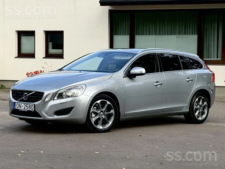 Volvo V60
