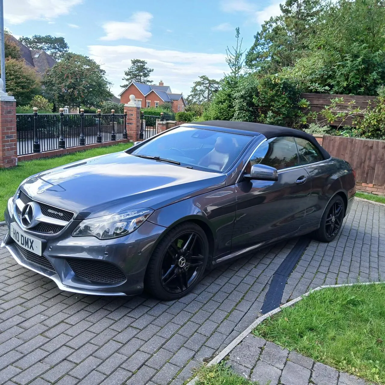Mercedes-Benz E-Class 2015 photo 2