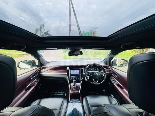 Toyota Harrier 2015 photo 4