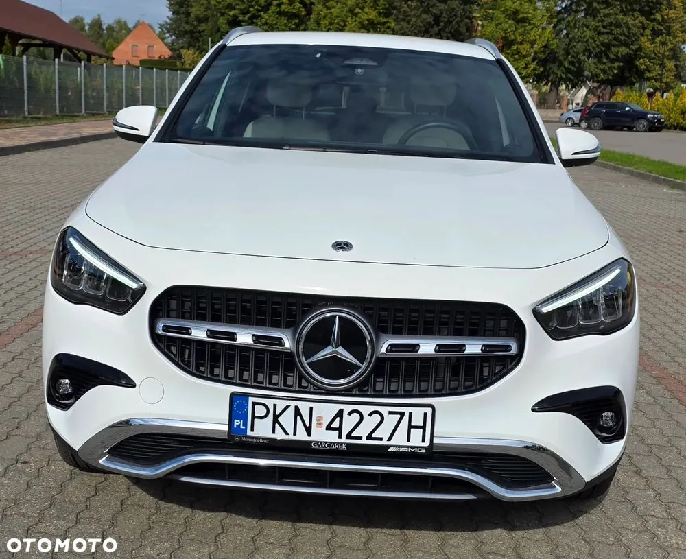 Mercedes-Benz Gla 2025 photo 2