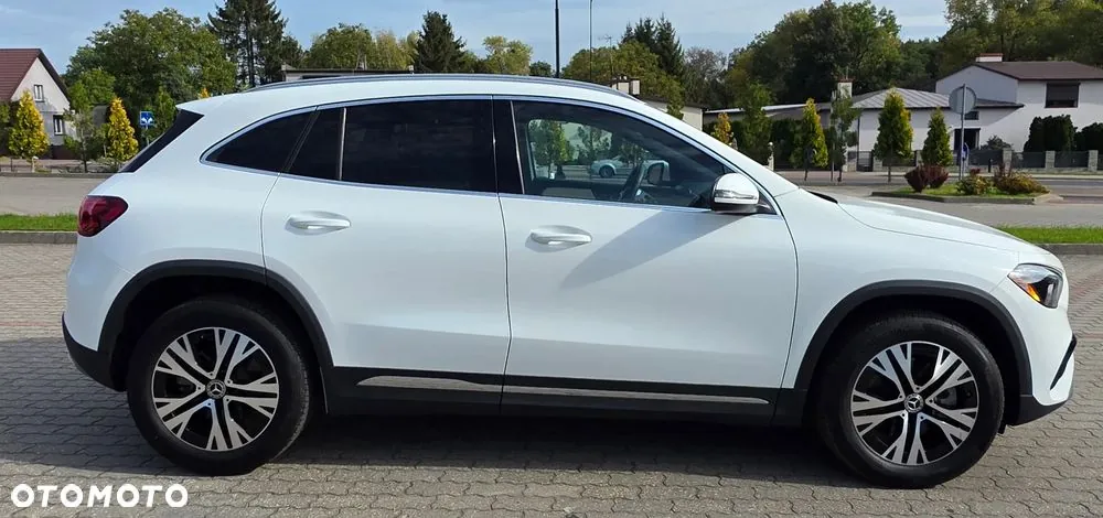Mercedes-Benz Gla 2025 photo 4
