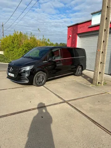 Mercedes-Benz V-Class 2025 photo 3