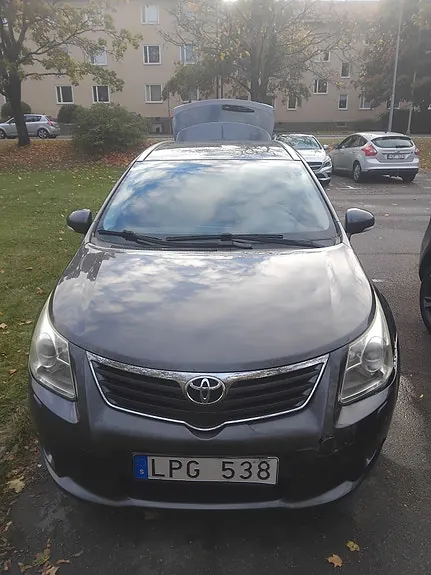 Toyota Avensis 2011 photo 3