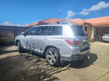 Toyota Highlander 2010 photo 4