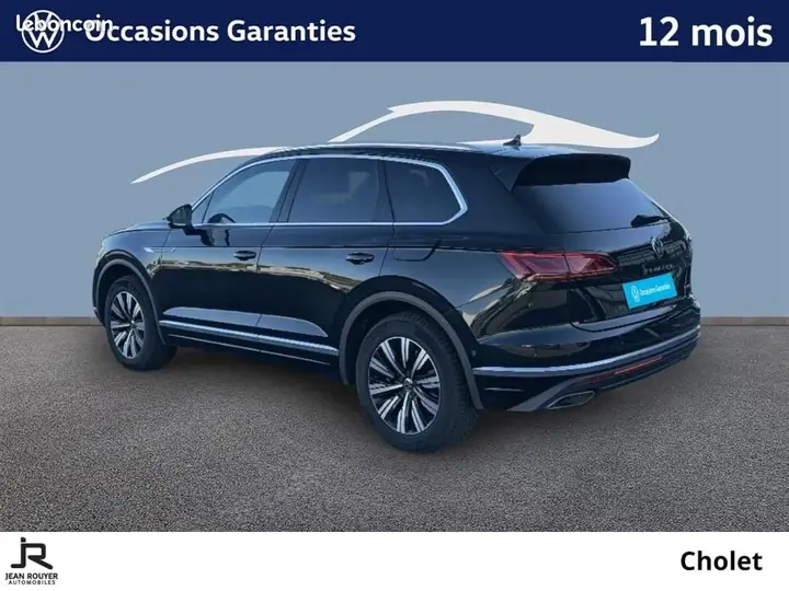 Volkswagen Touareg 2023 photo 3