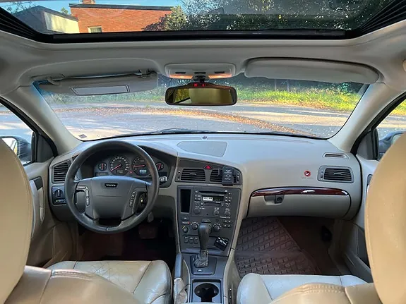 Volvo V70 2001 photo 5