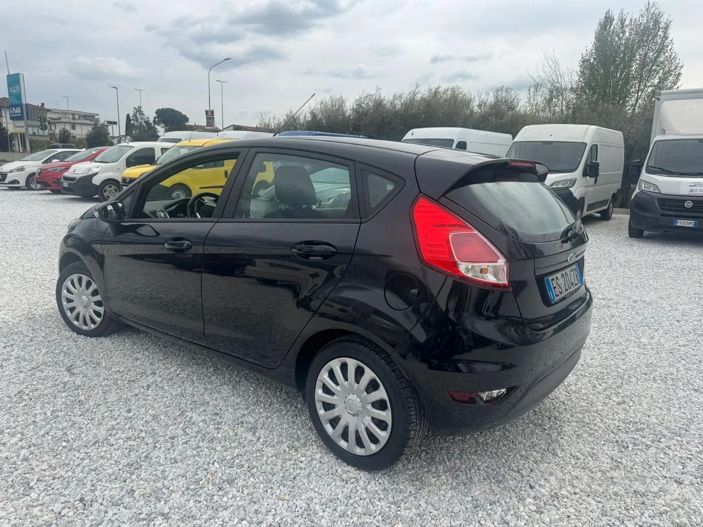 Ford Fiesta 2013 photo 4