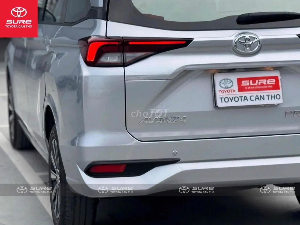 Toyota Avanza Premio 2024 photo 3