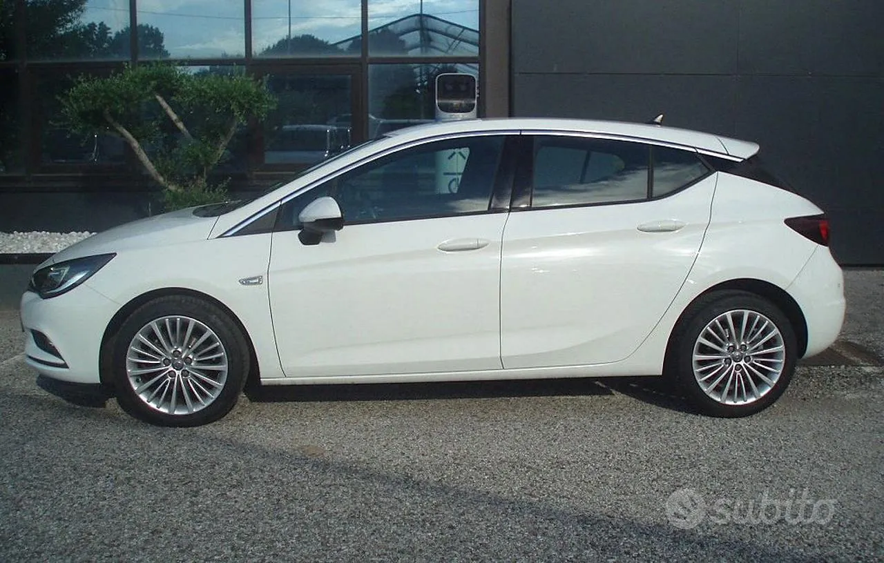 Opel Astra 2018 photo 4