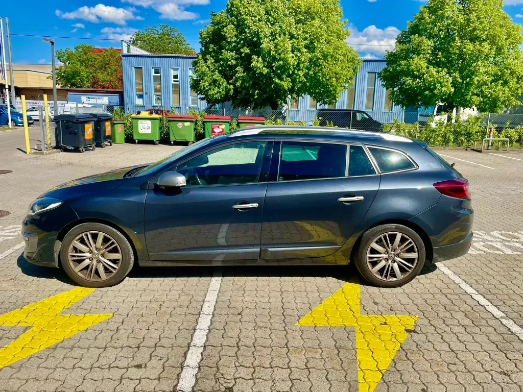 Renault Megane 2014 photo 2