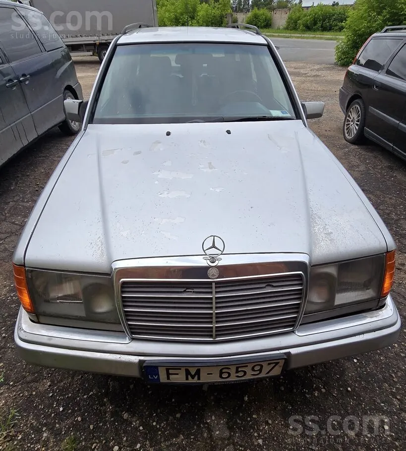 Mercedes-Benz 300