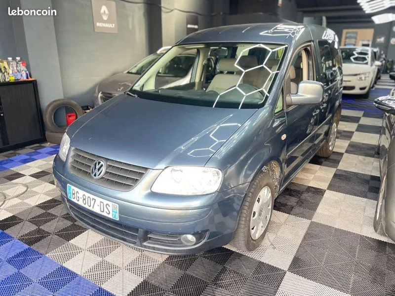 Volkswagen Caddy 2008 photo 2