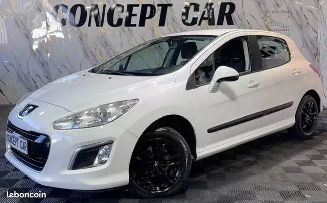 Peugeot 308 2011 photo 3