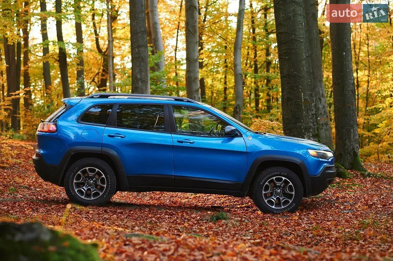 Jeep Cherokee 2021 photo 2