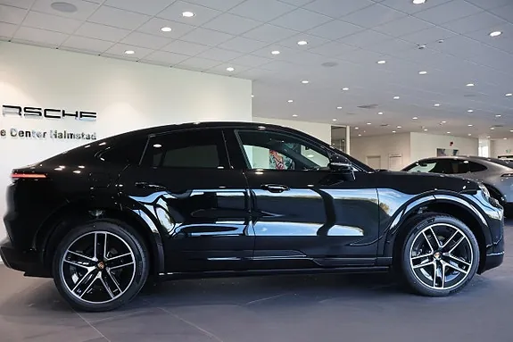 Porsche Cayenne Coupe 2026 photo 4