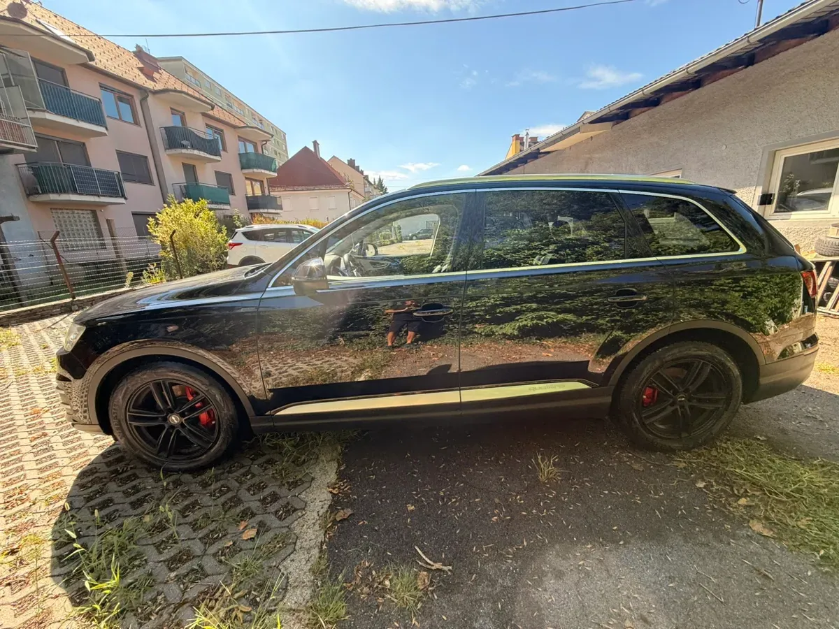 Audi Q7 2015 photo 3