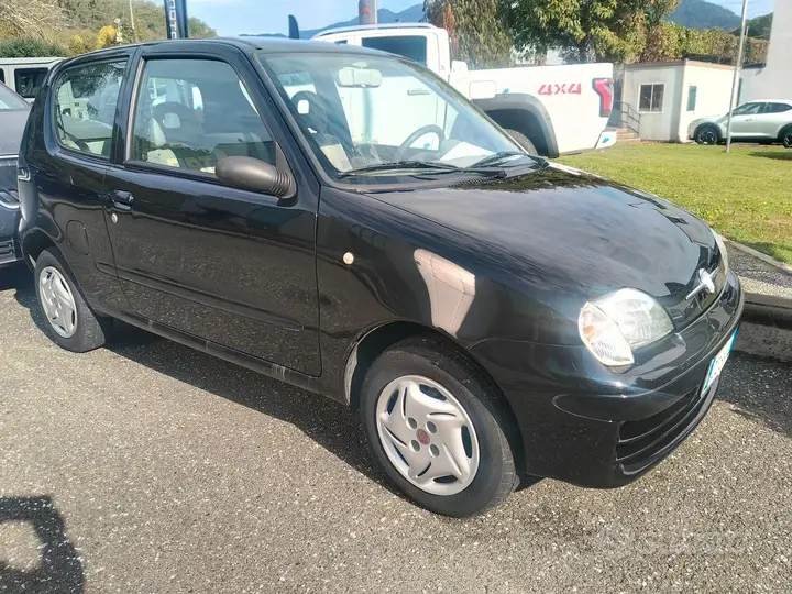 Fiat 600 2010 photo 5