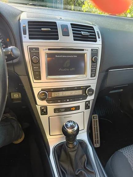 Toyota Avensis 2014 photo 3