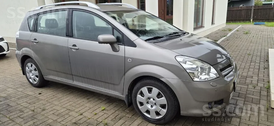 Toyota Corolla Verso