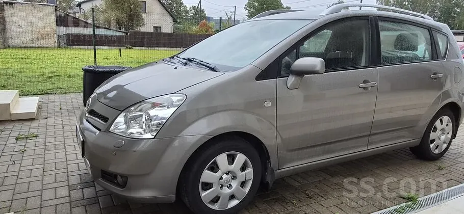 Toyota Corolla Verso 2007 photo 4
