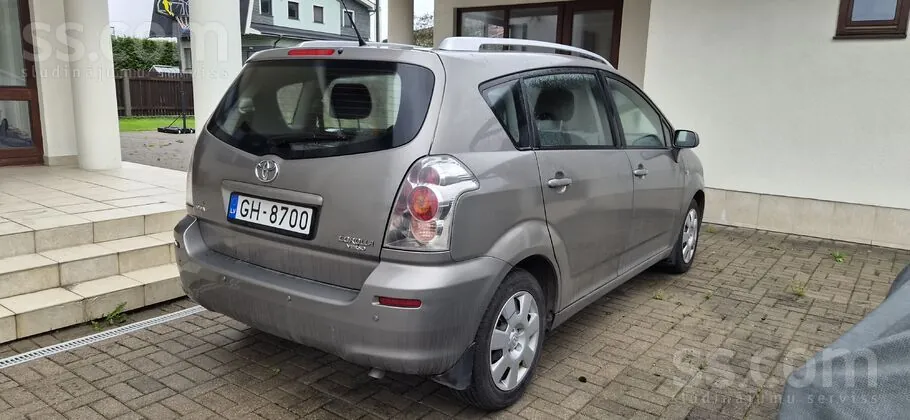 Toyota Corolla Verso 2007 photo 2