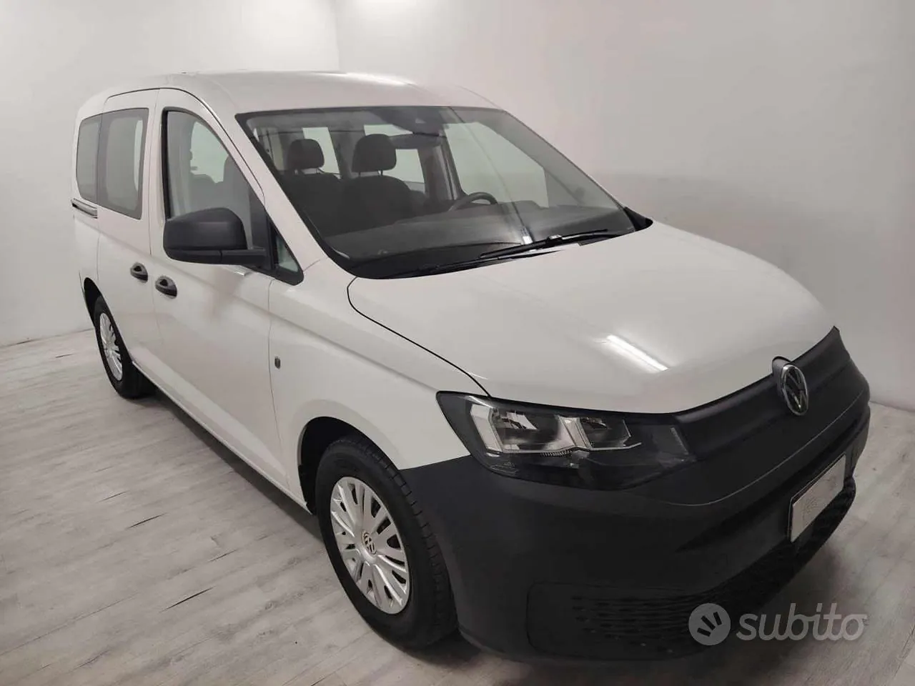 Volkswagen Caddy 2022 photo 2