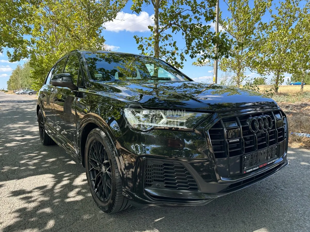 Audi Q7 2022 photo 3