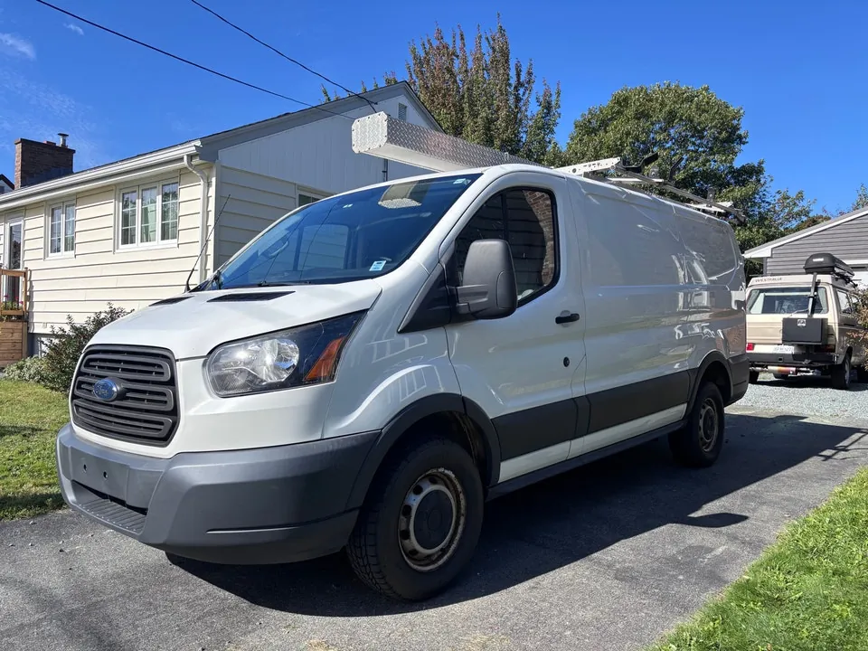 Ford Transit 250