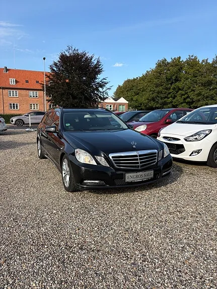 Mercedes-Benz E200