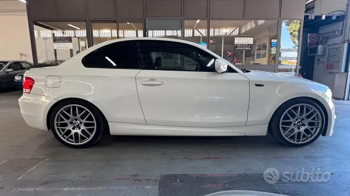 BMW 1 Series 2011 photo 4