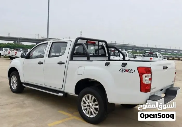 Isuzu Pickup 2026 photo 4