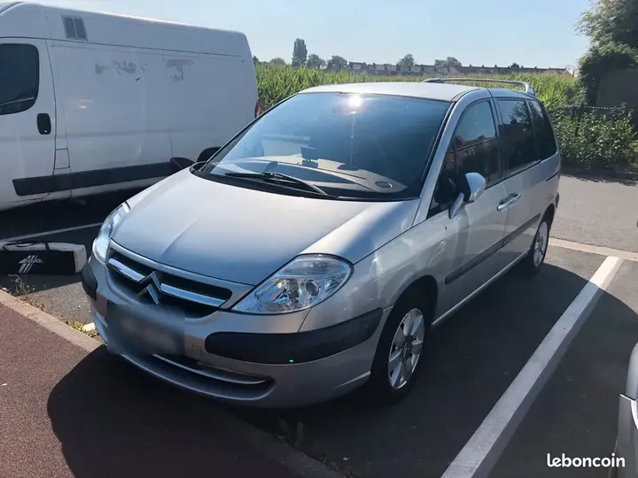 Citroen C8