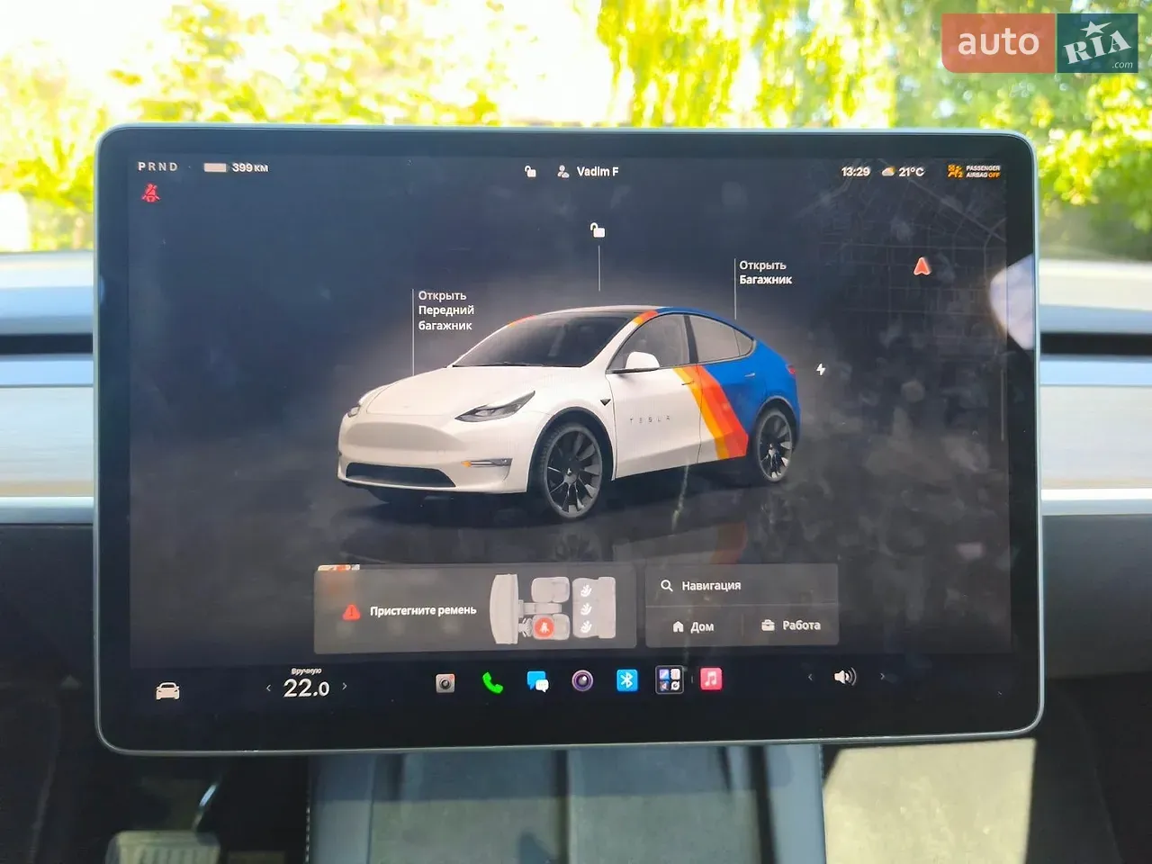 Tesla Model Y 2023 photo 2
