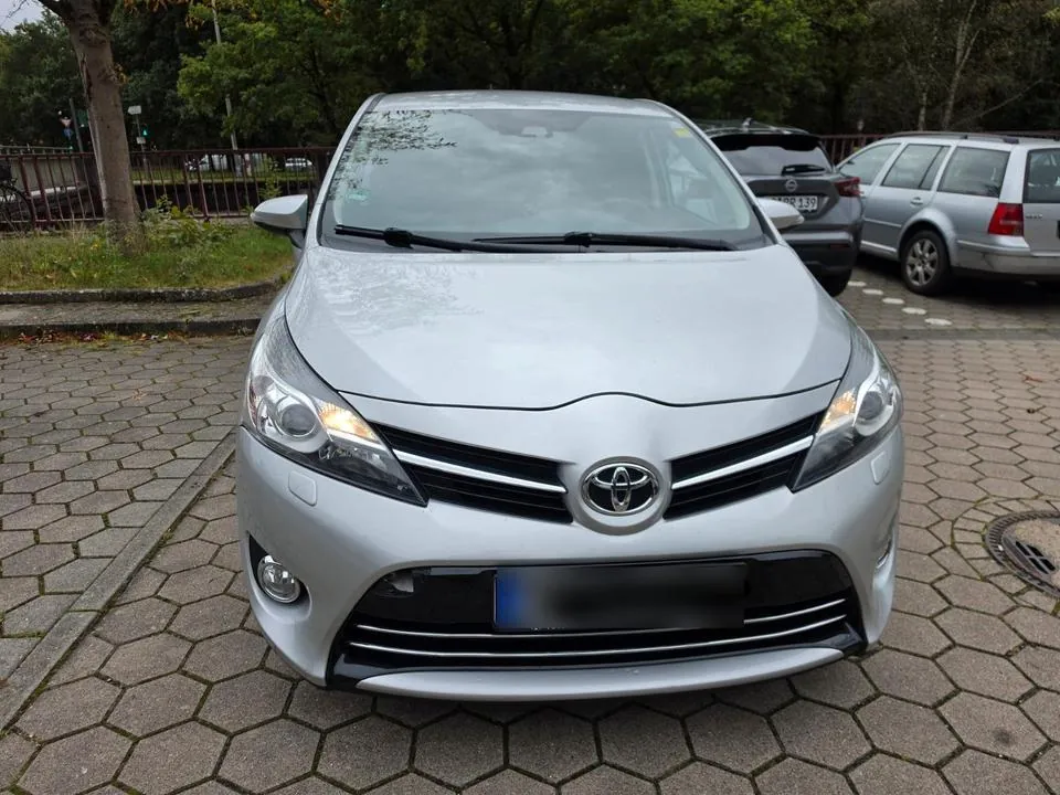 Toyota Verso