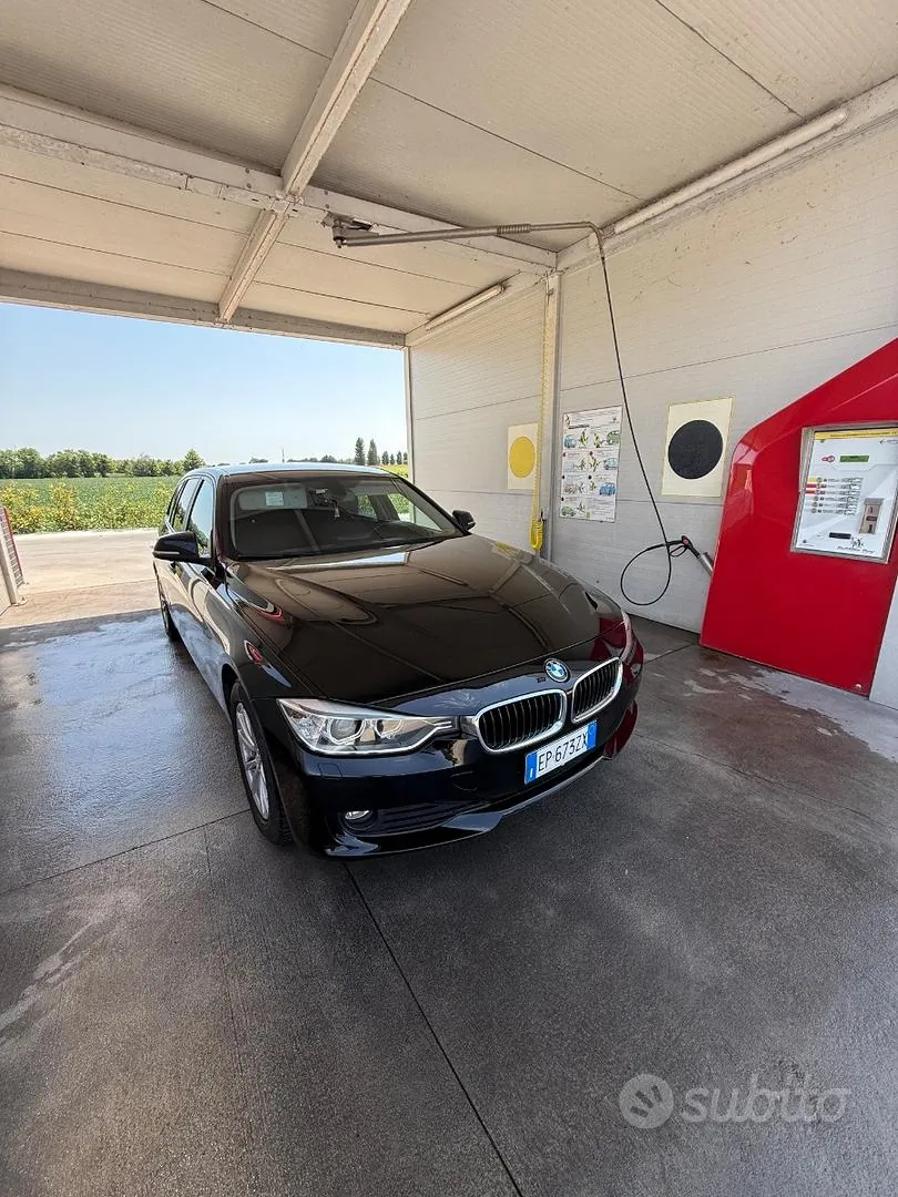 BMW 318 2013 photo 2