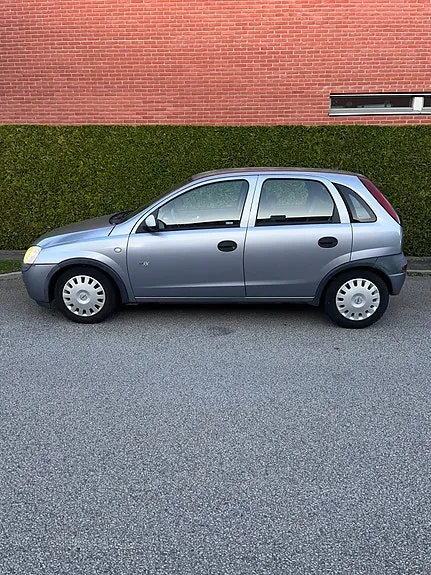 Opel Corsa 2003 photo 2