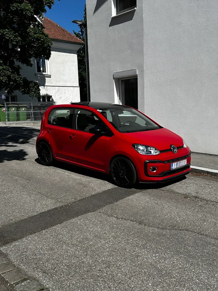 Volkswagen Up